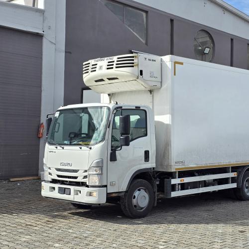 ISUZU NPR 3D FRİGORİFİK KASA