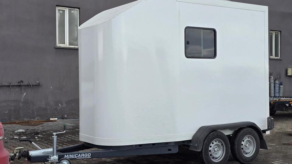 TEK/ÇİFT AT TAŞIMA RÖMORKU